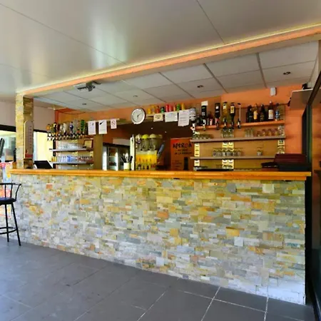 Apartament Mobil-home Dans Aquatique