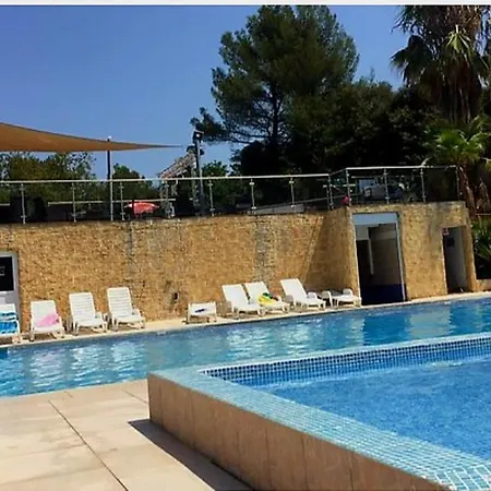 Apartment Mobile-home Climatise Dans Avec Piscine Jusqu'a 6 Personnes Hyères