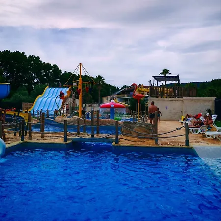 Appartement Mobile-home Climatisé Dans Avec Piscine Jusqu'à 6 Personnes