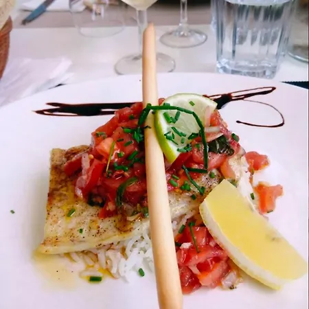 Mobile-home Climatisé Dans Avec Piscine Jusqu'à 6 Personnes Appartement *